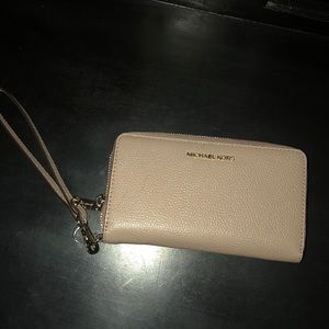 Michael Kors Wristlet